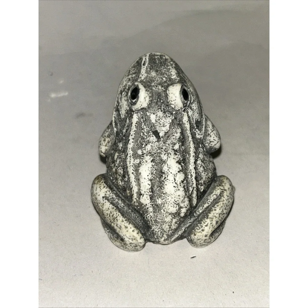 Vintage Frog Figurine Garden Decor Frog Statue